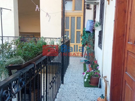 Eladó 35 m²-estársasházi lakás VIII. Kerület (Magdolna negyed) , Karácsony Sándor utca: 43'500'000 Ft