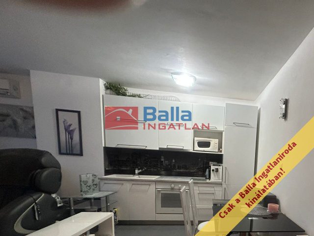 Eladó 83 m²-estársasházi lakás VIII. Kerület (Magdolna negyed) , Penthouse lakás: 159'000'000 Ft