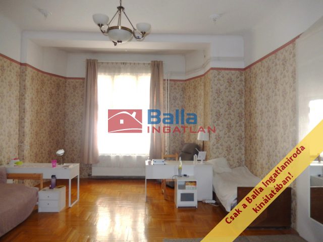 Eladó 111 m²-estársasházi lakás VIII. Kerület (Palotanegyed) , Vas utca: 134'000'000 Ft