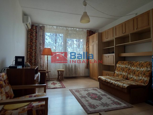 Eladó 38 m²-estársasházi lakás X. Kerület (Kőbánya Városközpont) , Kápolna utca: 44'990'000 Ft