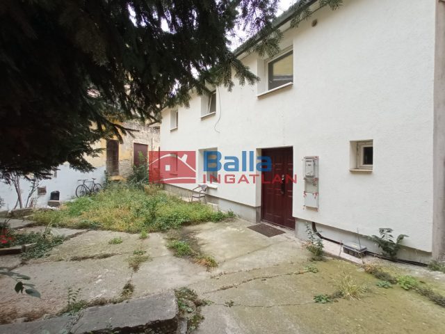 Eladó 120 m²-estársasházi lakás X. Kerület (Óhegy) , Martinovics térnél utca: 68'000'000 Ft