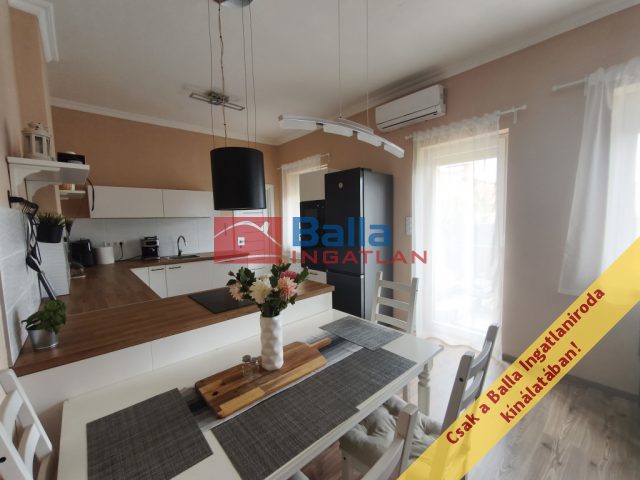 Eladó 94 m²-estársasházi lakás X. Kerület (Óhegy közelében) , Szlávy utca: 94'900'000 Ft