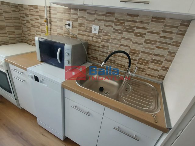 Kiadó 51 m²-estársasházi lakás XI. Kerület (Kelenföld) , Etele út: 260'000 Ft