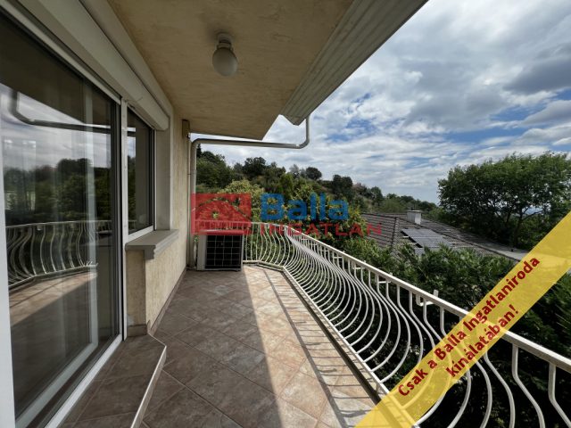 Eladó 163 m²-estársasházi lakás XII. Kerület (Mártonhegy) , Denevér út: 650'000 EUR