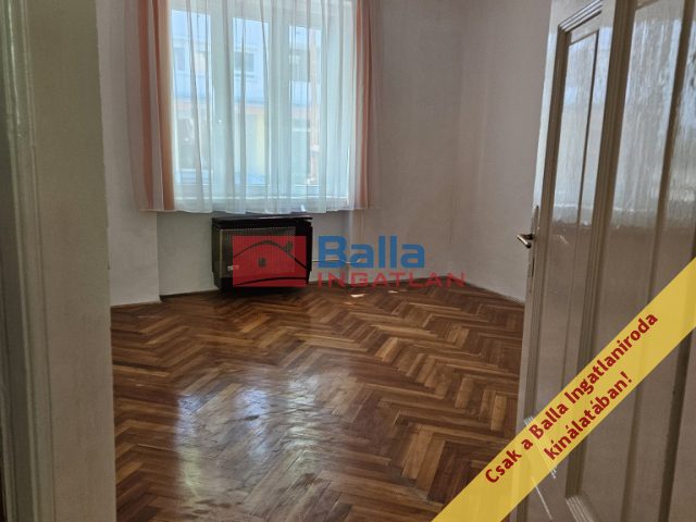 Eladó 25 m²-estársasházi lakás XIII. Kerület (Angyalföld) , Ambrus utca: 31'900'000 Ft