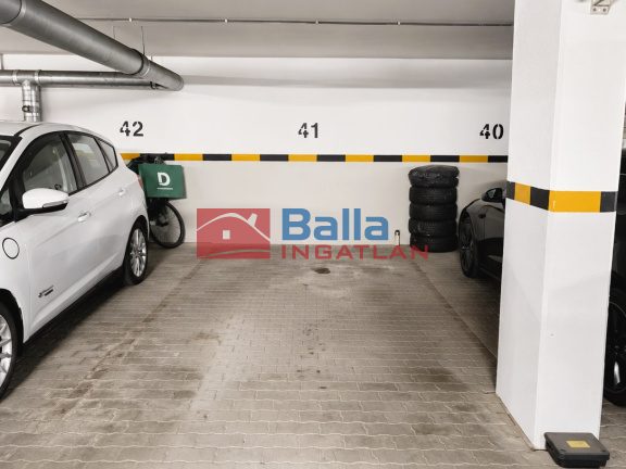 Eladó 25 m²-esteremgarázs hely XIII. Kerület (Angyalföld) , Angyalföld: 6'500'000 Ft