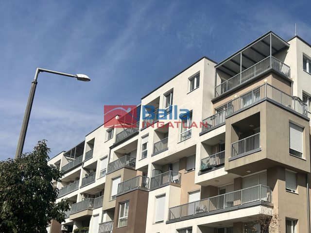 Eladó 72 m²-estársasházi lakás XIII. Kerület (Angyalföld) , Berettyó utca: 153'300'000 Ft