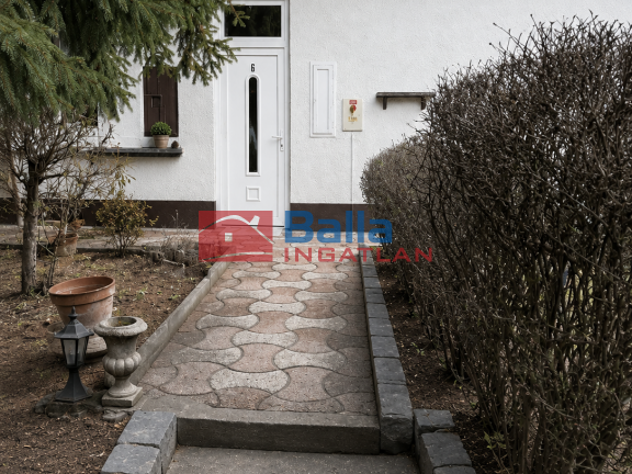 Eladó 43 m²-estársasházi lakás XIII. Kerület (Angyalföld) , Dévényi utca: 56'800'000 Ft