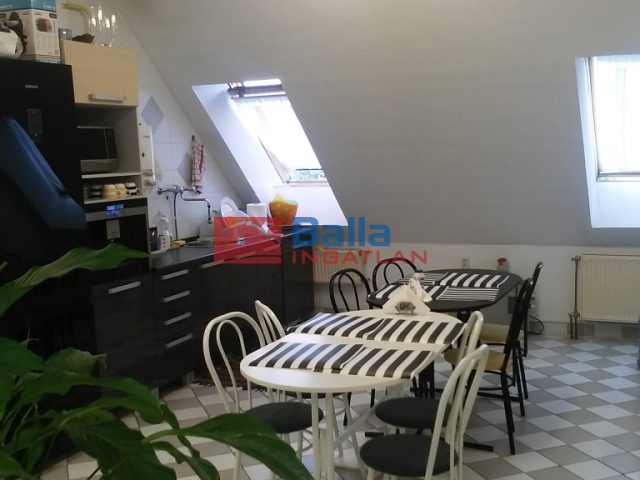 Kiadó 230 m²-esb kategóriás iroda XIII. Kerület (Angyalföld) , Röppentyű utca: 1'840 EUR