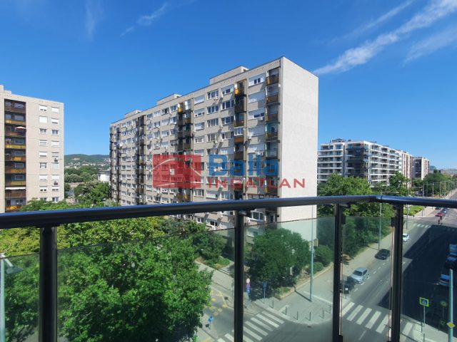 Kiadó 50 m²-estársasházi lakás XIII. Kerület (Újlipótváros) , KÁRPÁT utca: 300'000 Ft