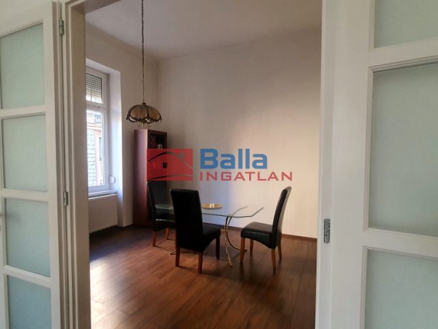 Kiadó 77 m²-estársasházi lakás XIII. Kerület (Újlipótváros) , VISEGRÁDI utca: 299'000 Ft