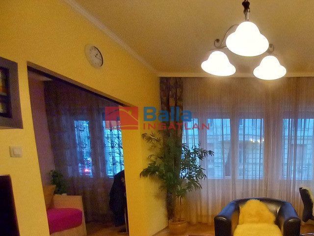 Eladó 48 m²-estársasházi lakás XIII. Kerület (Újlipótváros) , Victor Hugo utca: 94'000'000 Ft