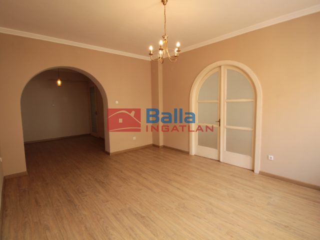 Kiadó 70 m²-estársasházi lakás XIII. Kerület (Újlipótváros) , Visegrádi utca: 290'000 Ft