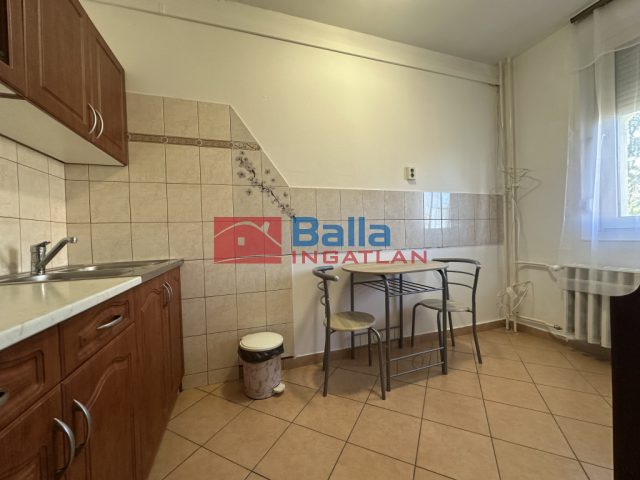 Kiadó 42 m²-estársasházi lakás XIV. Kerület (Alsórákos) , Adria sétány: 220'000 Ft