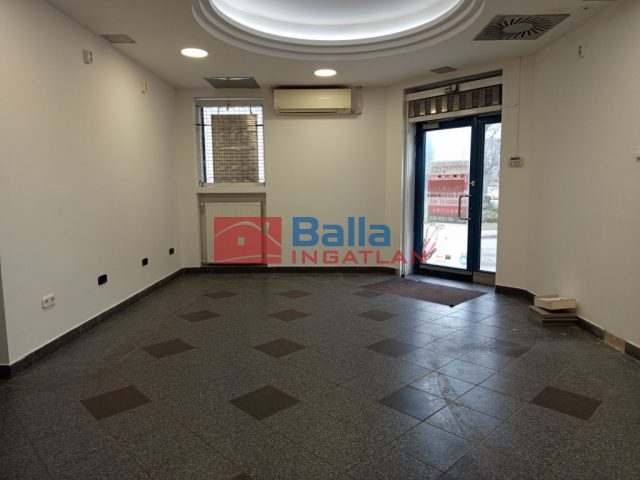 Kiadó 287 m²-esüzlethelyiség utcai bejárattal XIV. Kerület (Alsórákos) , Nagy gyalogosforgalmú főútvonalnál út: 1'435'000 Ft