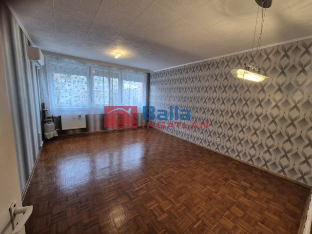 Eladó 46 m²-estársasházi lakás XIV. Kerület (Füredi lakótelep) , Gvadányi utca: 61'800'000 Ft