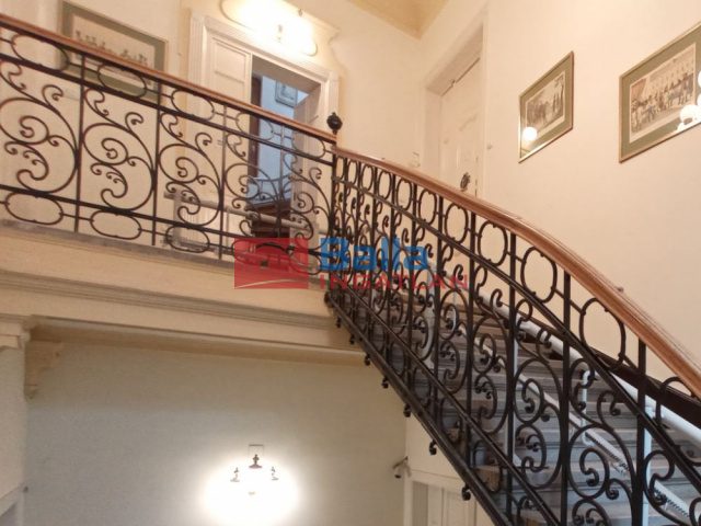 Kiadó 110 m²-estársasházi lakás XIV. Kerület (Istvánmező) , Izsó utca: 660 EUR