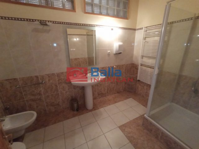 Kiadó 110 m²-estársasházi lakás XIV. Kerület (Istvánmező) , Izsó utca: 660 EUR