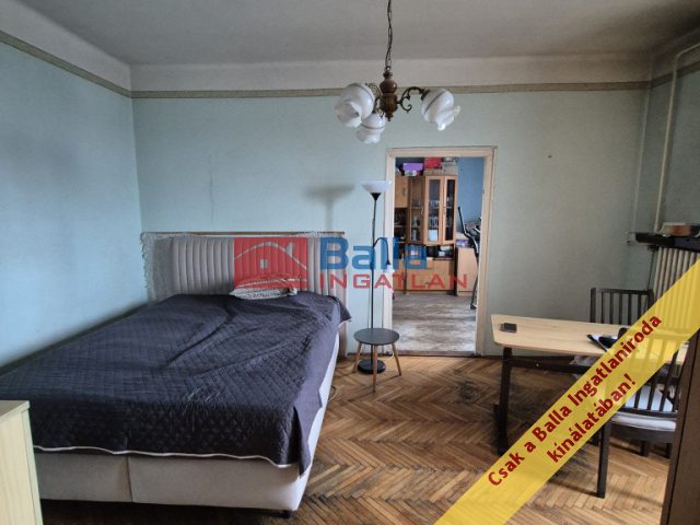 Eladó 47 m²-estársasházi lakás XIV. Kerület (Törökőr) , Hungária körút: 57'990'000 Ft