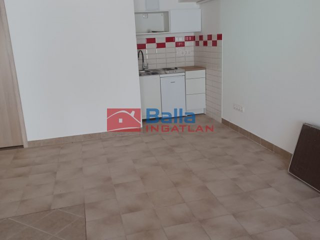 Kiadó 53 m²-esházrész XIX. Kerület (Kispest) , Nádasdy utca közelében utca: 220'000 Ft