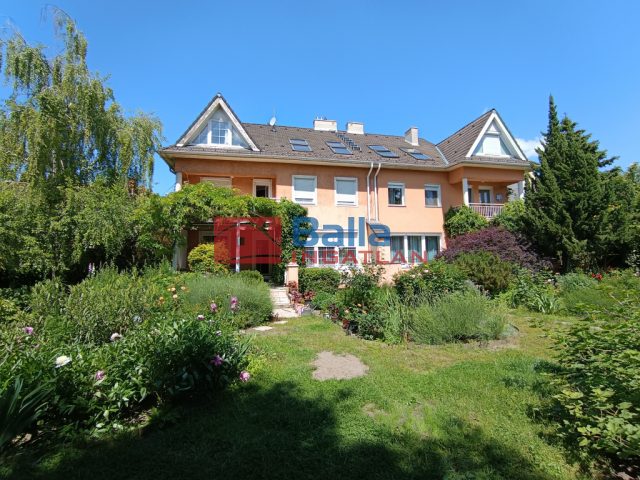 Eladó 387 m²-esikerház XIX. Kerület (Kispest) , Templom tér közelében: 289'000'000 Ft