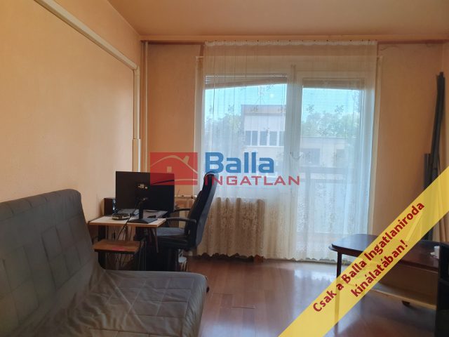 Eladó 35 m²-estársasházi lakás XIX. Kerület (Központ) , Csokonai utca: 42'000'000 Ft