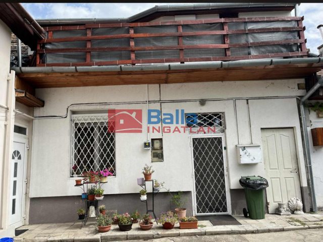 Eladó 52 m²-esházrész XIX. Kerület (Központ) , Kossuth Lajos utca: 47'000'000 Ft