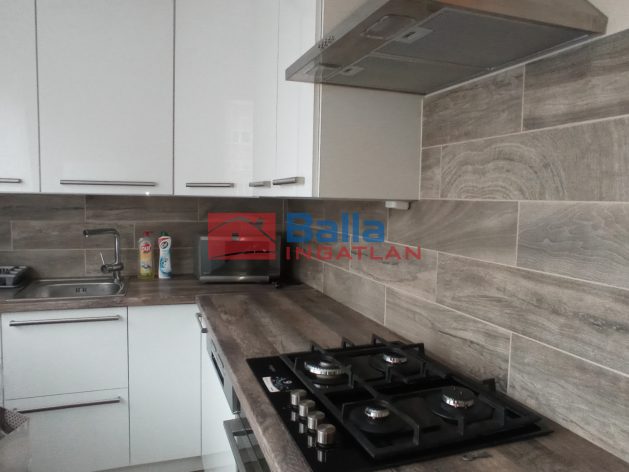 Kiadó 59 m²-estársasházi lakás XIX. Kerület (Lakótelep) , Csokonai utcában: 280'000 Ft