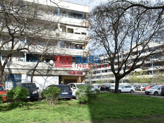 Eladó 57 m²-estársasházi lakás XIX. Kerület (Lakótelep) , József Attila utca: 63'000'000 Ft