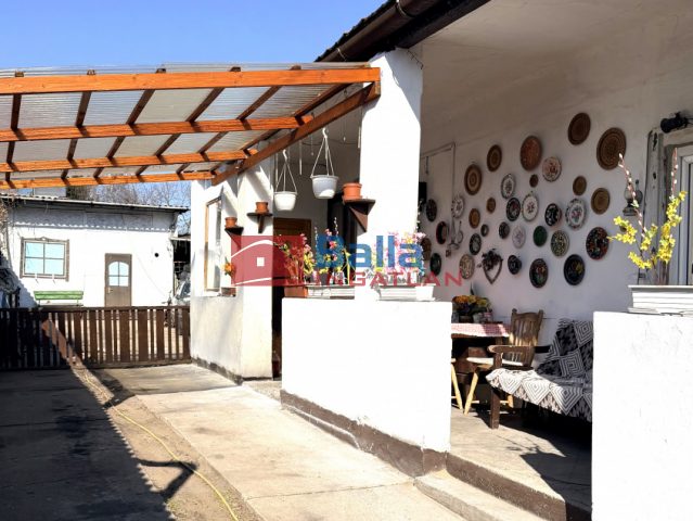 Eladó 53 m²-escsaládi ház XV. Kerület (Rákospalota) , Damjanich János utca: 67'500'000 Ft