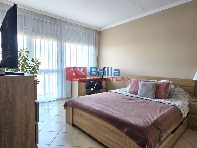 Eladó 71 m²-estársasházi lakás XV. Kerület (Újpalota) , Nyírpalota utca: 79'000'000 Ft