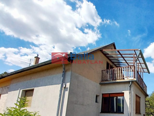 Eladó 140 m²-escsaládi ház XVI. Kerület (Árpádföld) , Állás utca: 99'000'000 Ft