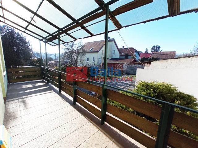 Eladó 150 m²-esikerház XVI. Kerület (Árpádföld) , Szlovák út: 159'000'000 Ft