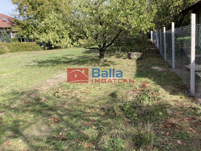 Eladó 962 m²-estelek XVI. Kerület (Cinkota) , Lucernás u. környékén: 109'000'000 Ft