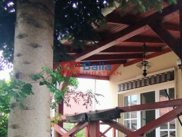 Eladó 235 m²-escsaládi ház XVI. Kerület (Sashalom) , Sashalom: 174'000'000 Ft