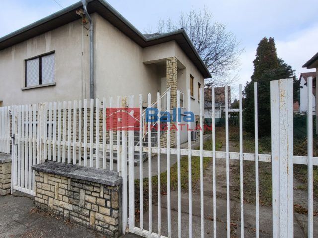 Eladó 244 m²-escsaládi ház XVI. Kerület (Sashalom) , Sashalom: 134'900'000 Ft