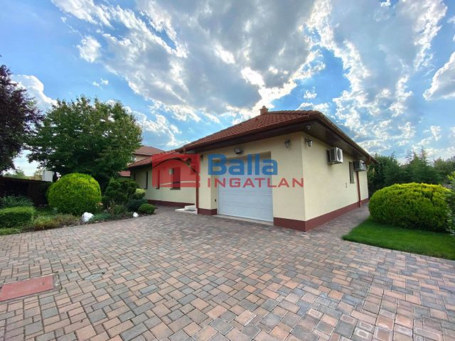 Eladó 180 m²-escsaládi ház XVII. Kerület (Helikopter lakópark) , Rákoshegy: 350'000'000 Ft