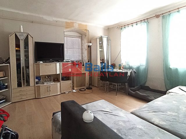 Eladó 50 m²-estársasházi lakás XVII. Kerület (Rákoscsaba) , Péceli út: 49'900'000 Ft