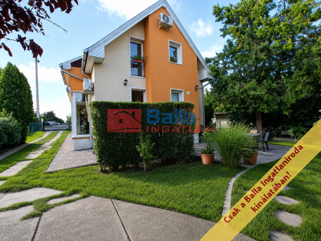 Eladó 155 m²-escsaládi ház XVII. Kerület (Rákoscsaba Újtelep) , Almásháza utca: 189'000'000 Ft