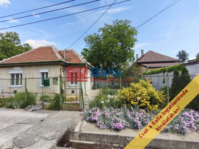 Eladó 50 m²-escsaládi ház XVII. Kerület (Rákoshegy) , Rákoshegy: 54'900'000 Ft