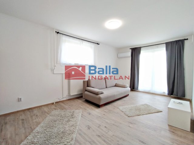 Kiadó 36 m²-estársasházi lakás XVII. Kerület (Rákoskeresztúr) , Újlak utca: 200'000 Ft