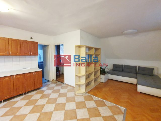 Eladó 123 m²-escsaládi ház XVII. Kerület (Strázsahegy) , Rákoskert Strázsahegy csendes utca: 120'900'000 Ft