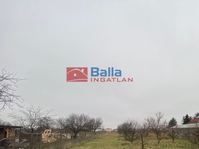 Eladó 2654 m²-estelek XVIII. Kerület (Ganzkertváros) , Ganzkertváros út: 81'000'000 Ft