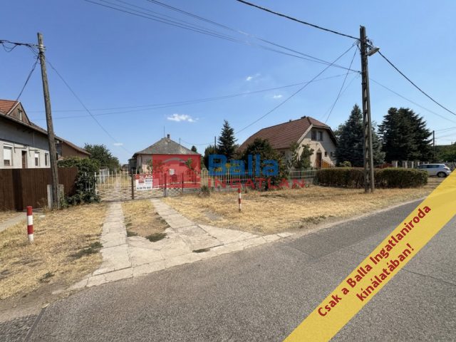 Eladó 105 m²-escsaládi ház XVIII. Kerület (Ganzkertváros) , Kerékkötő út: 115'000'000 Ft