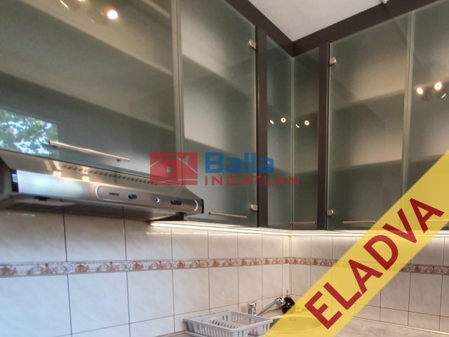 Eladó 71 m²-estársasházi lakás XVIII. Kerület (Havanna-lakótelep) , Havanna utca: 73'500'000 Ft