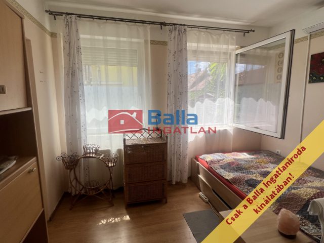 Eladó 43 m²-estársasházi lakás XVIII. Kerület (Kossuth Ferenc-telep) , Szélső utca: 59'900'000 Ft