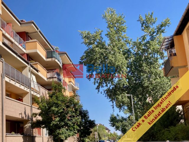 Eladó 79 m²-estársasházi lakás XVIII. Kerület (Krepuska Géza-lakótelep (volt Alacskai úti ltp.)) , Csörgőfa utca: 99'800'000 Ft