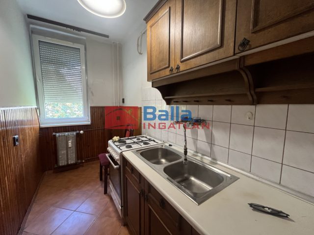 Eladó 43 m²-estársasházi lakás XVIII. Kerület (Lakatos-lakótelep) , Lakatos lakótelep: 51'000'000 Ft