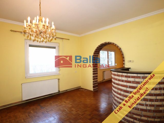 Eladó 144 m²-escsaládi ház XVIII. Kerület (Miklóstelep) , Ráday Gedeon utca: 99'700'000 Ft