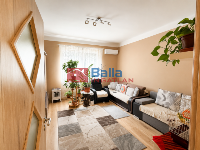Eladó 38 m²-estársasházi lakás XVIII. Kerület (Pestszentlőrinc) , Rád vár utca: 51'500'000 Ft
